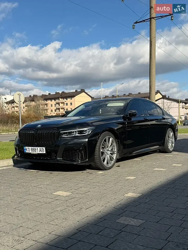 BMW 7 Series 2018 photo 4