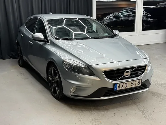 Volvo V40 2014 photo 2