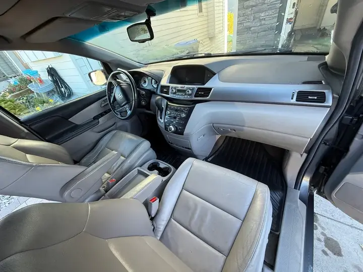 Honda Odyssey 2013 photo 5