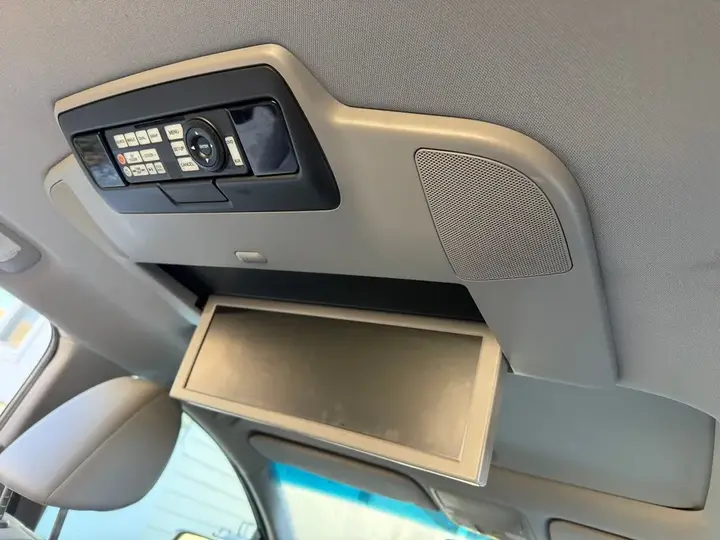 Honda Odyssey 2013 photo 4
