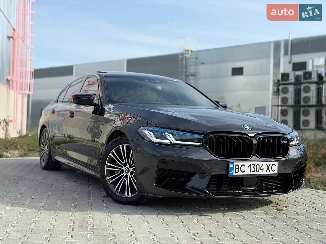 BMW 5 Series 2018 photo 5