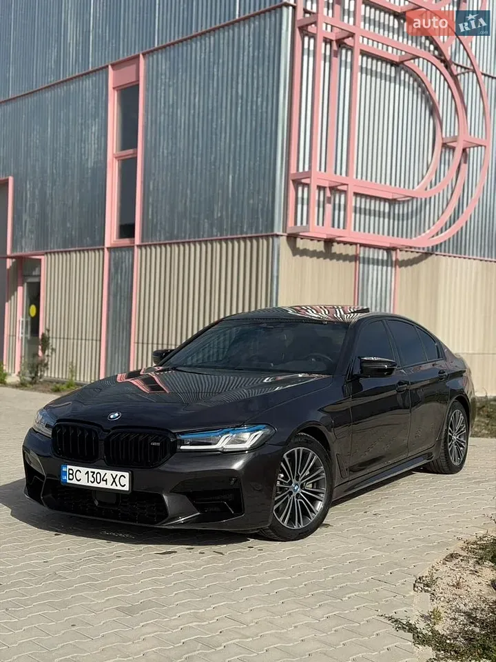 BMW 5 Series 2018 photo 3