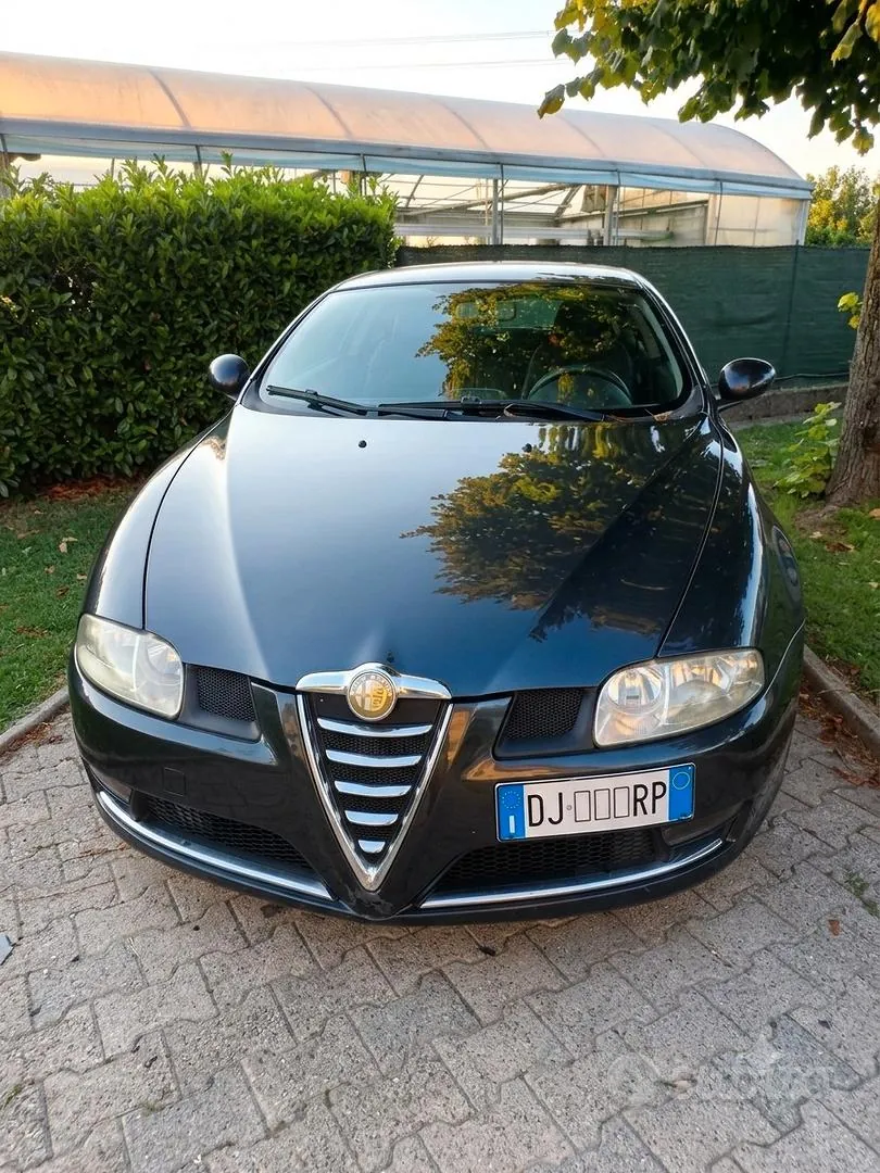 Alfa Romeo Gt 2007 photo 2