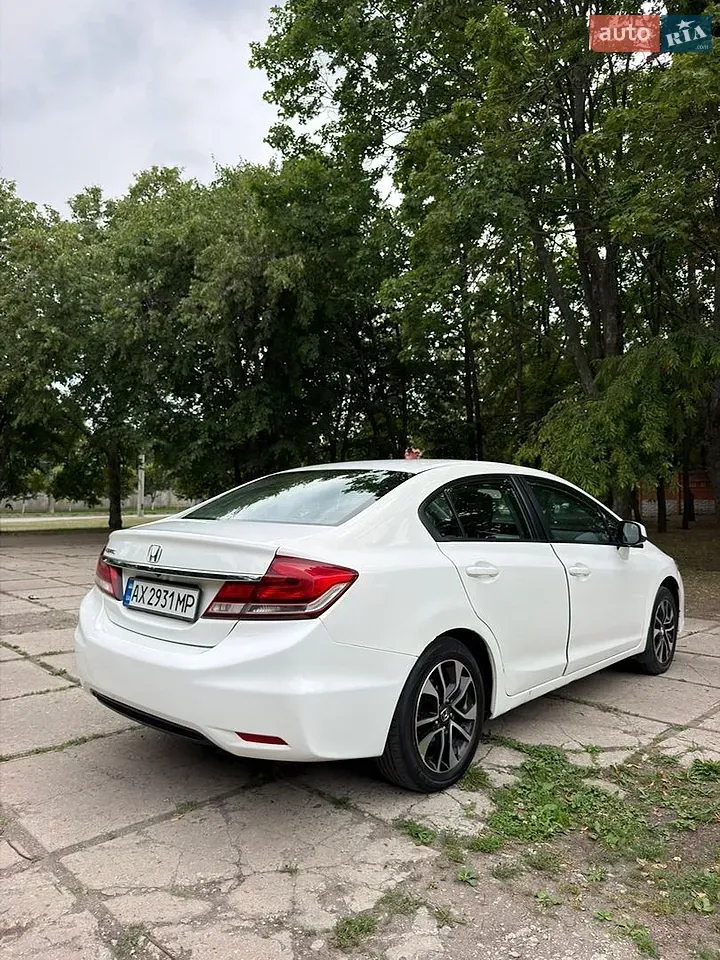 Honda Civic 2013 photo 5