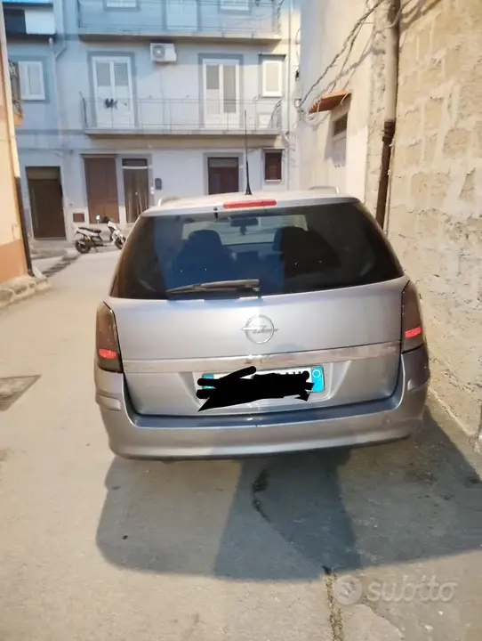 Opel Astra 2005 photo 2