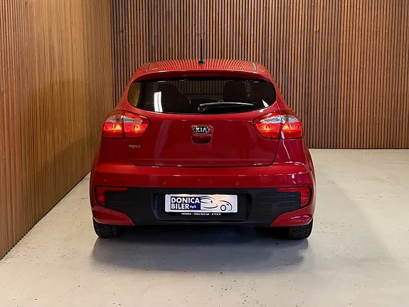 Kia Rio 2015 photo 5