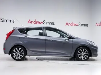 Hyundai Accent 2013 photo 4