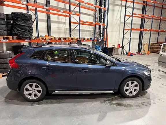 Volvo V40 Cross Country 2018 photo 5