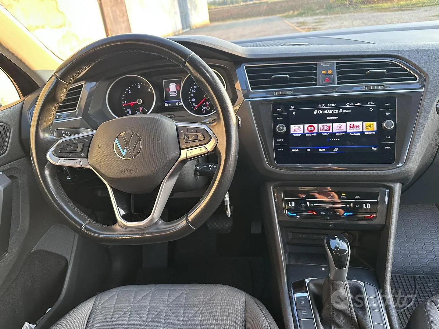 Volkswagen Tiguan 2022 photo 4