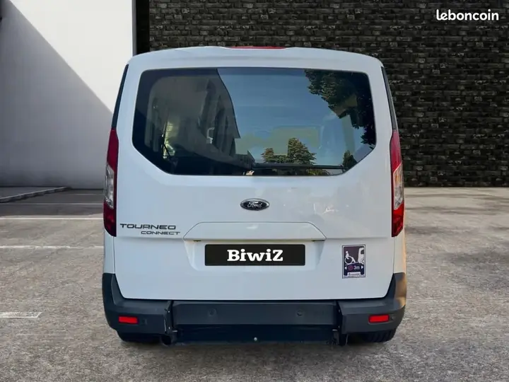 Ford Tourneo Connect 2015 photo 4