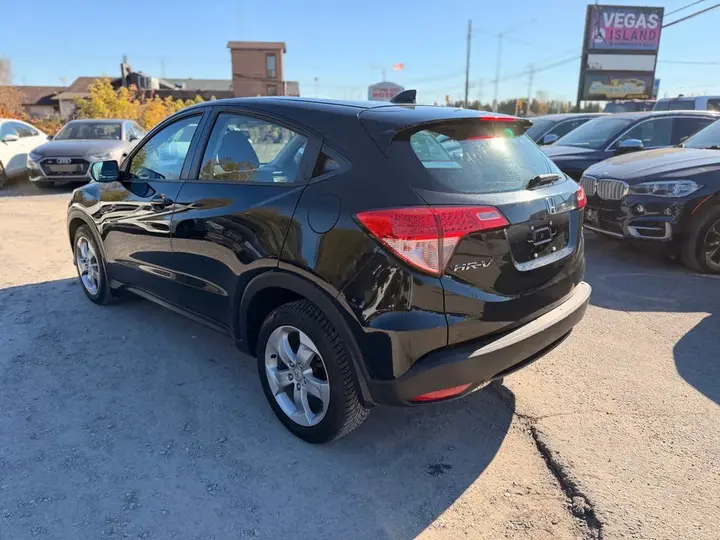 Honda Hr-V 2016 photo 4