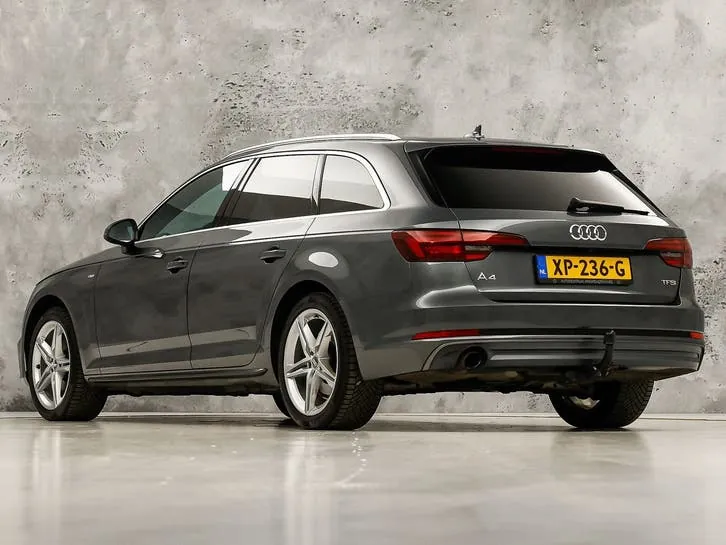 Audi A4 2018 photo 3