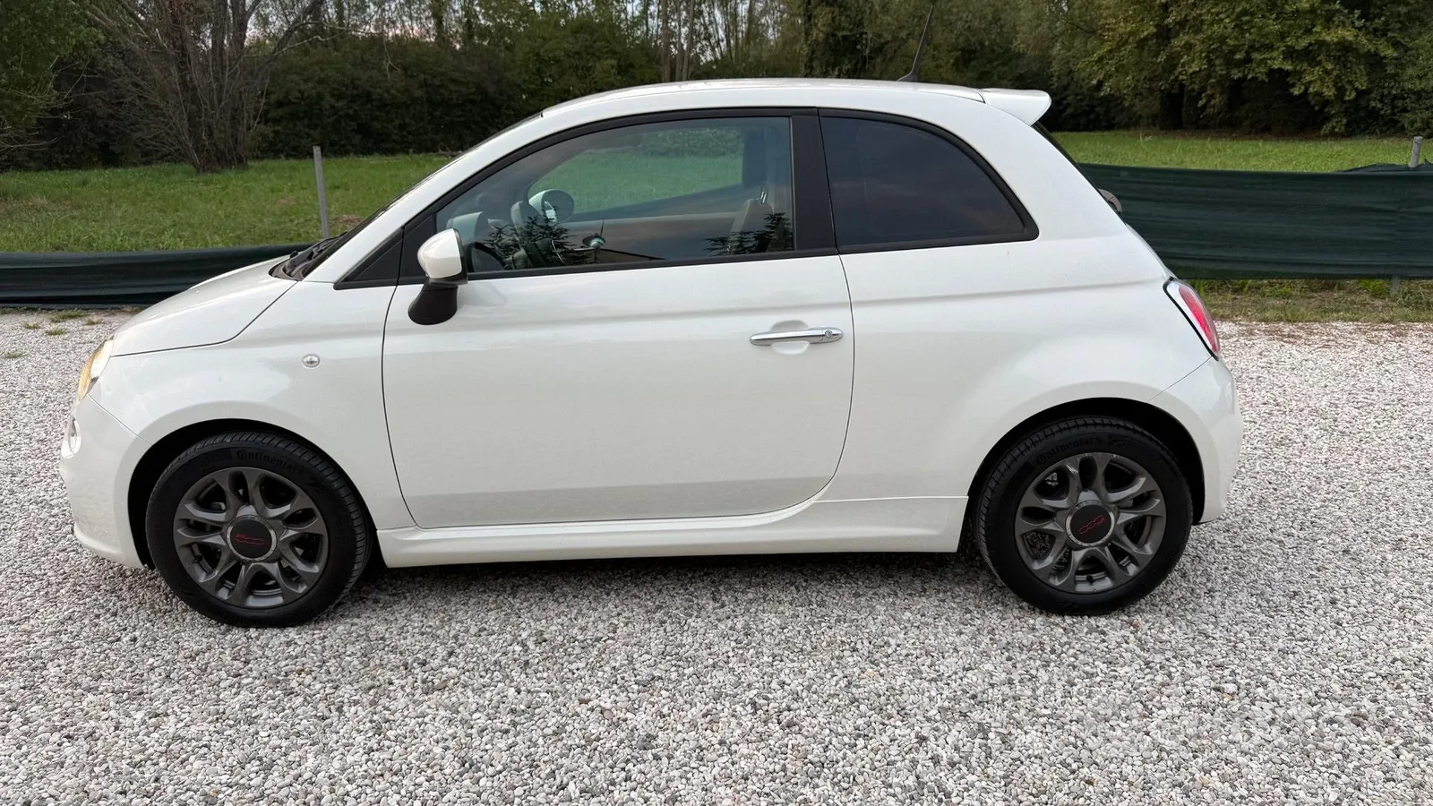 Fiat 500 2015 photo 2