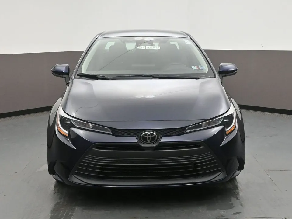 Toyota Corolla 2023 photo 2