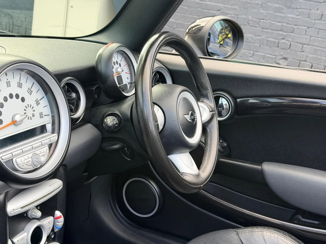Mini Convertible 2009 photo 4