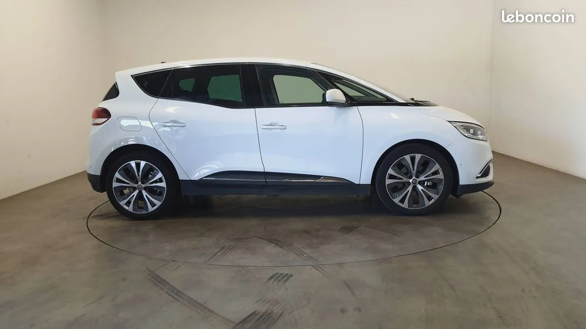 Renault Scenic 2016 photo 4