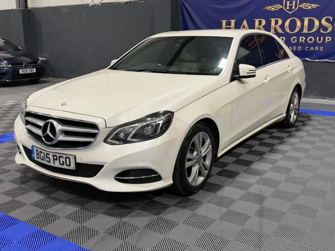 Mercedes-Benz E-Class 2015 photo 3