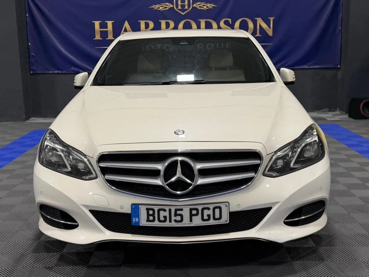 Mercedes-Benz E-Class 2015 photo 2