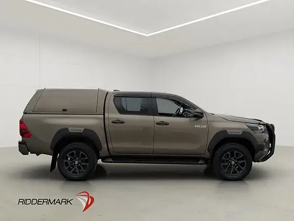 Toyota Hilux 2024 photo 2