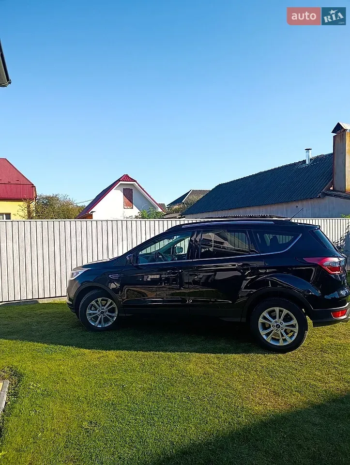 Ford Escape 2016 photo 2