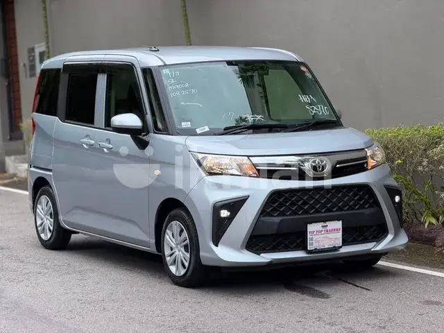 Toyota Roomy 2023 photo 2