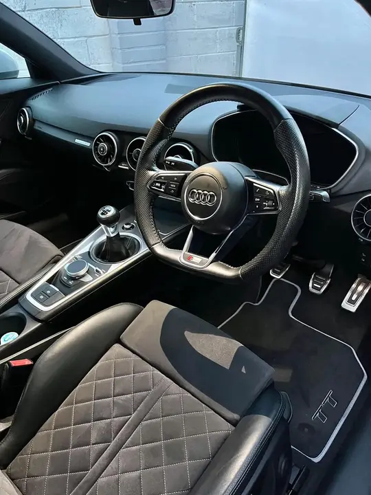 Audi Tt 2015 photo 3