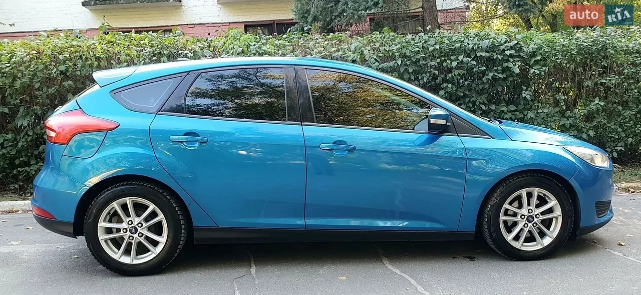 Ford Focus 2017 photo 2
