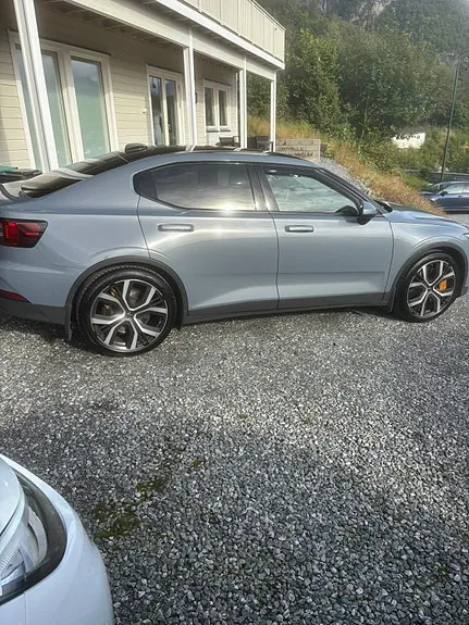 Polestar 2 2021 photo 3