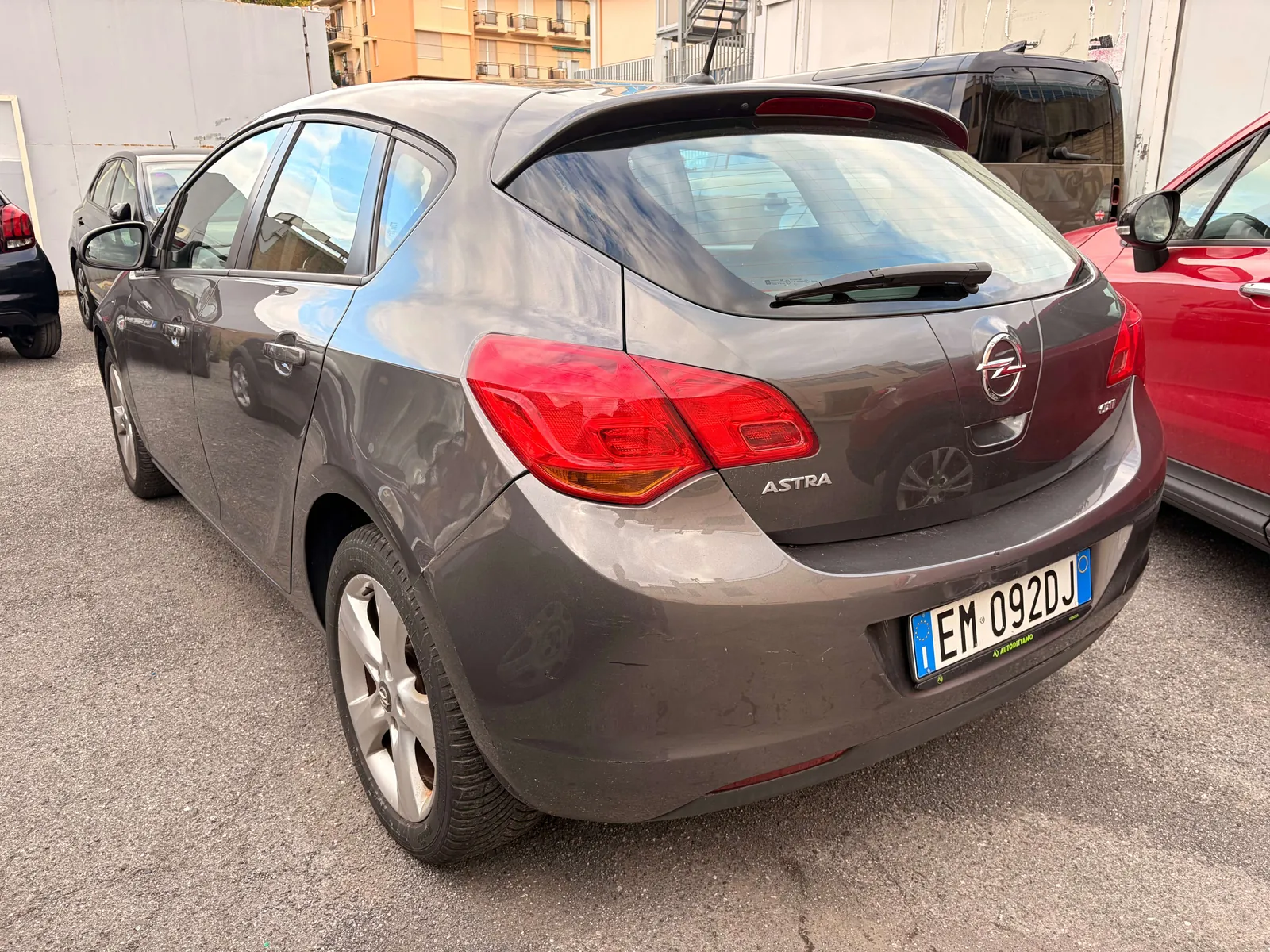 Opel Astra 2012 photo 5
