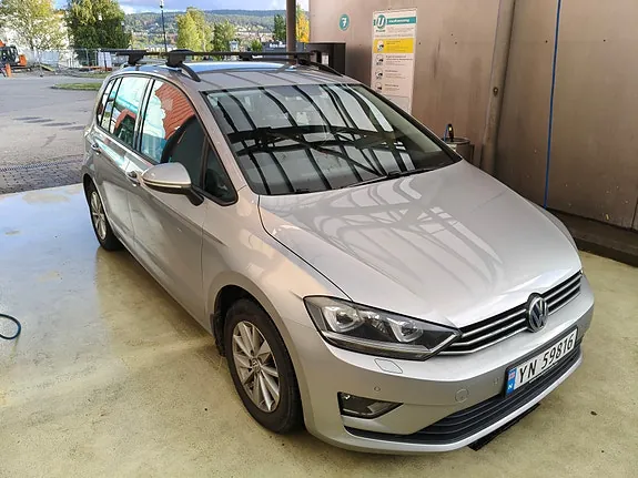 Volkswagen Golf Sportsvan 2015 photo 2