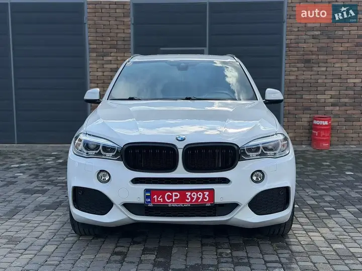 BMW X5 2016 photo 2