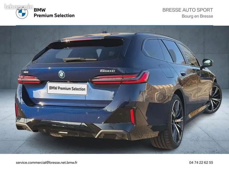 BMW 5 Series 2025 photo 2