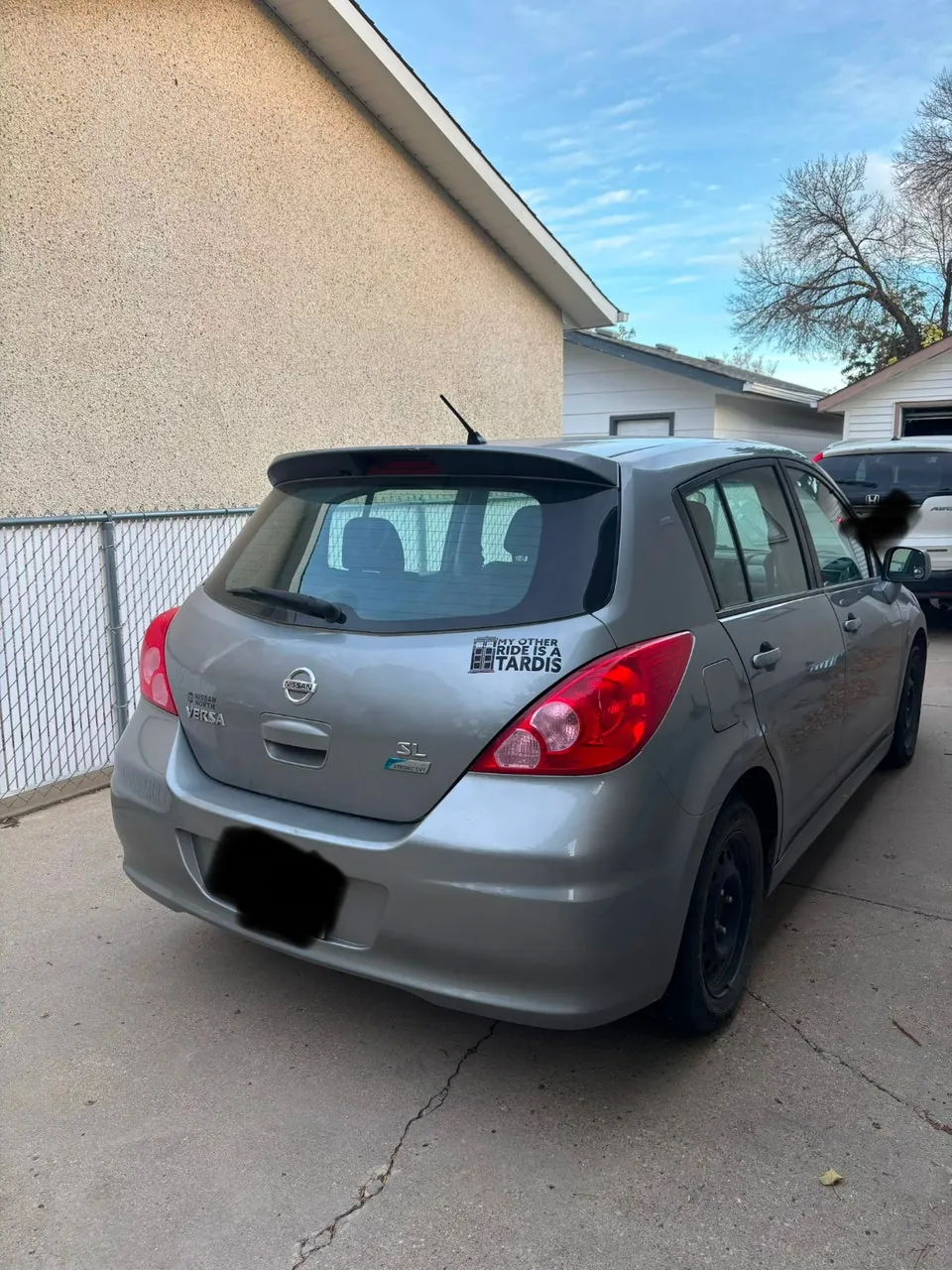 Nissan Versa 2012 photo 3