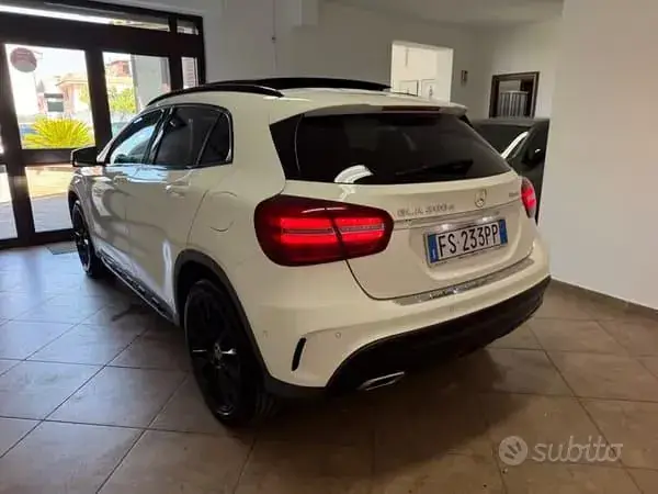 Mercedes-Benz Gla 2018 photo 3