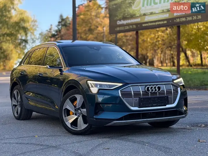 Audi E-Tron 2019 photo 2