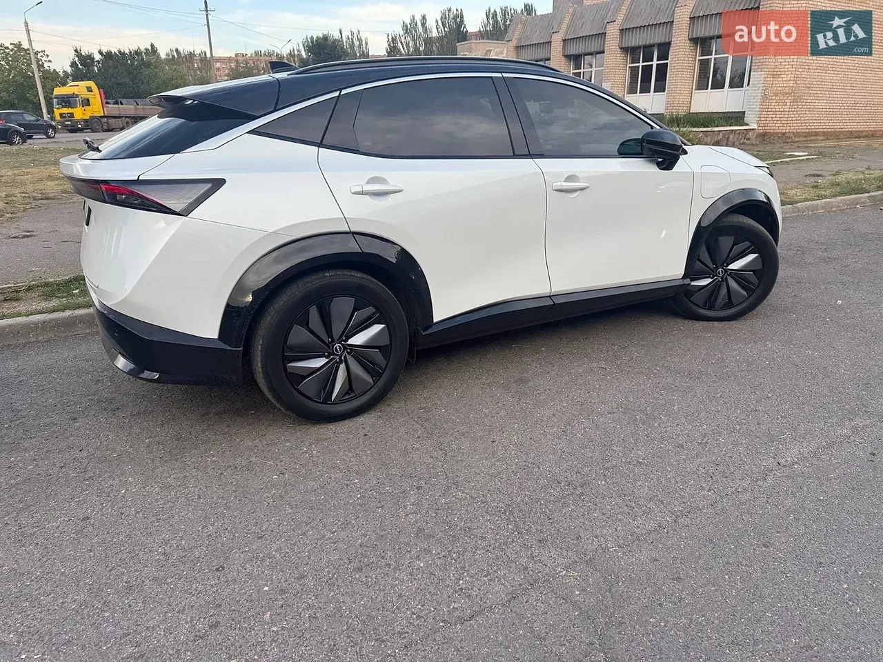 Nissan Ariya 2023 photo 3