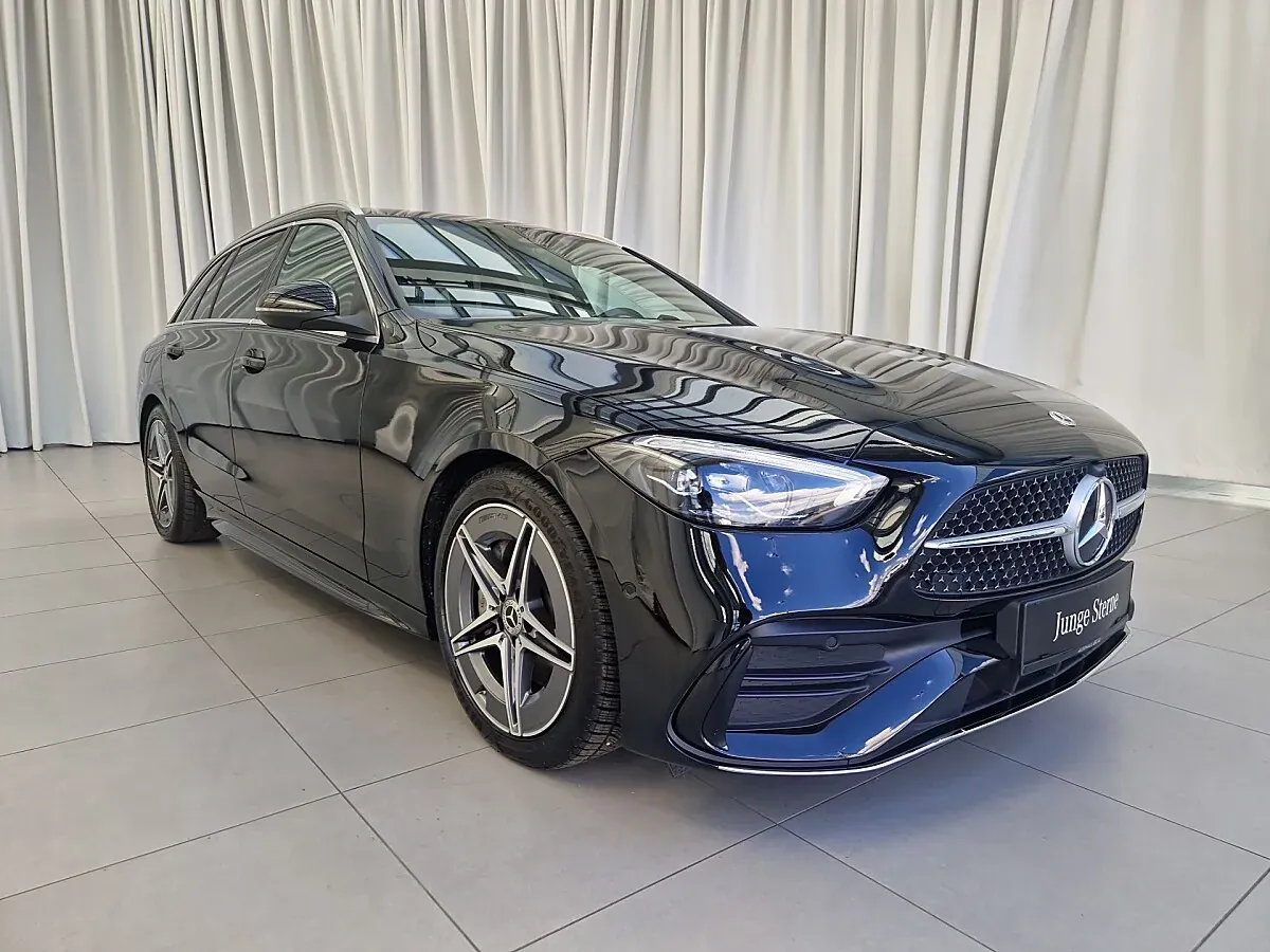 Mercedes-Benz C-Class 2025 photo 3