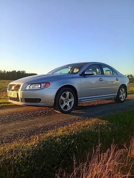 Volvo S80