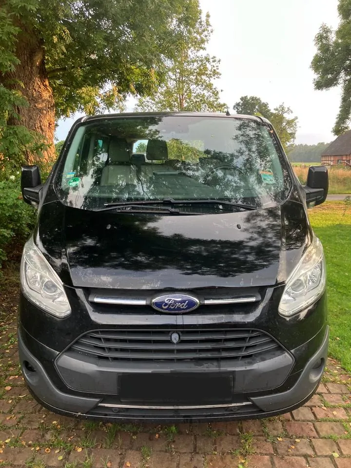 Ford Tourneo Custom