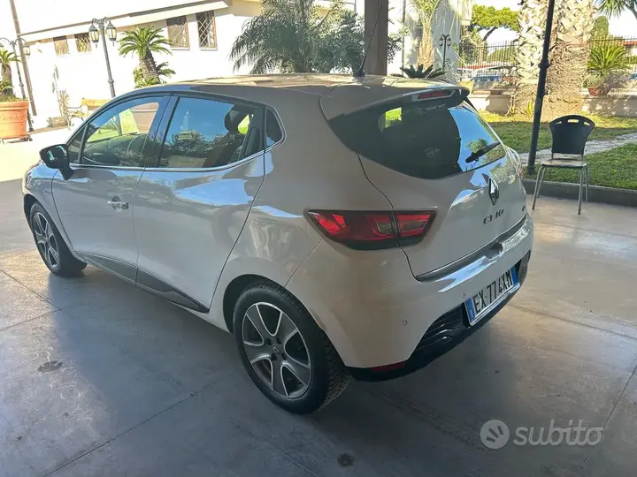 Renault Clio 2015 photo 4