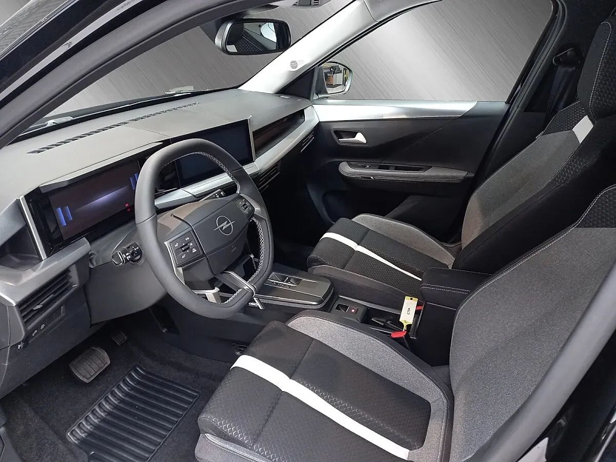 Opel Frontera photo 3