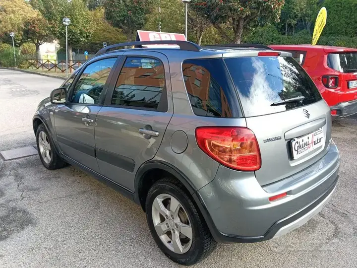Suzuki Sx4 2010 photo 2