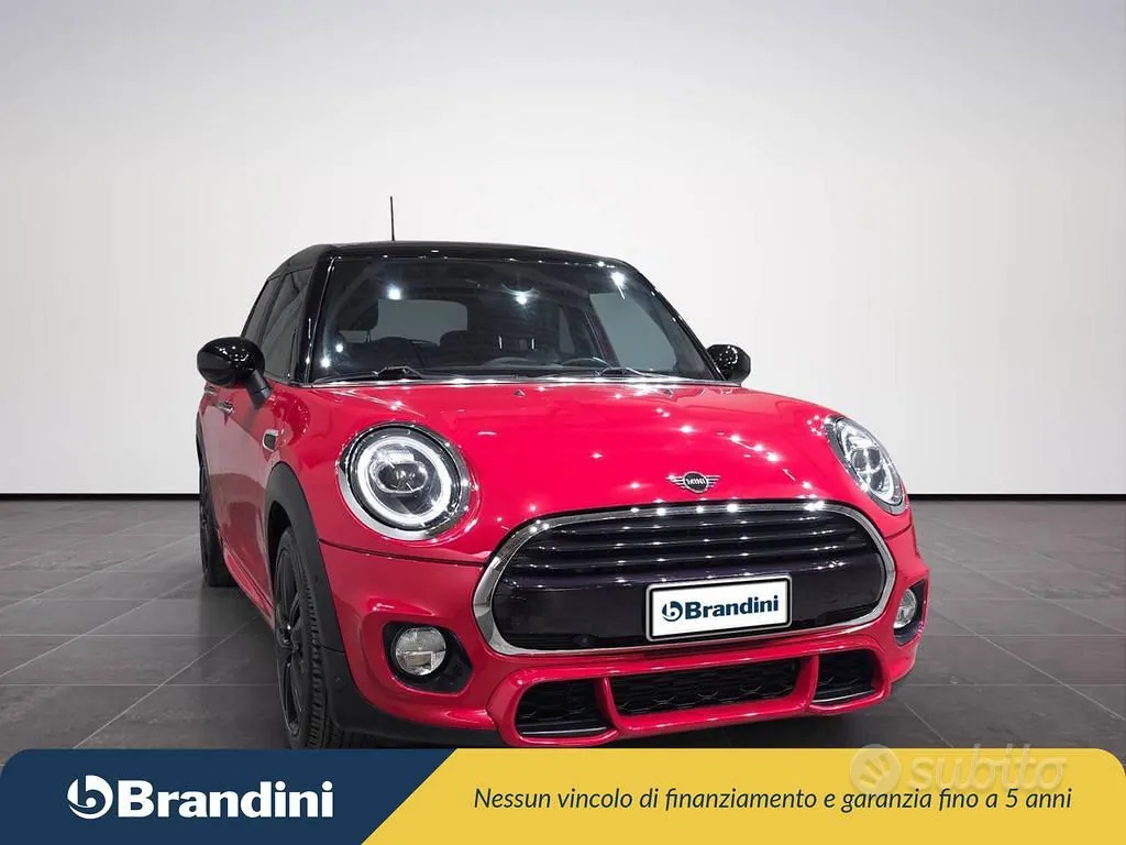 Mini Cooper D 2019 photo 4