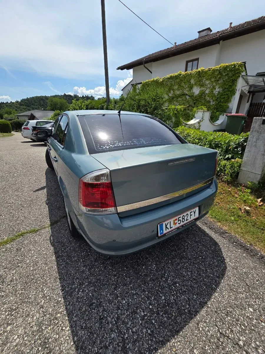 Opel Vectra 2006 photo 2