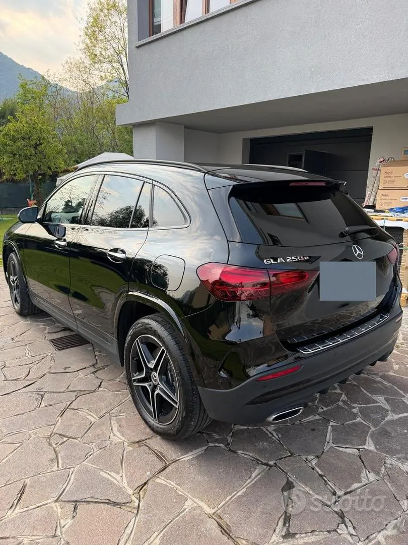 Mercedes-Benz Gla 2024 photo 3