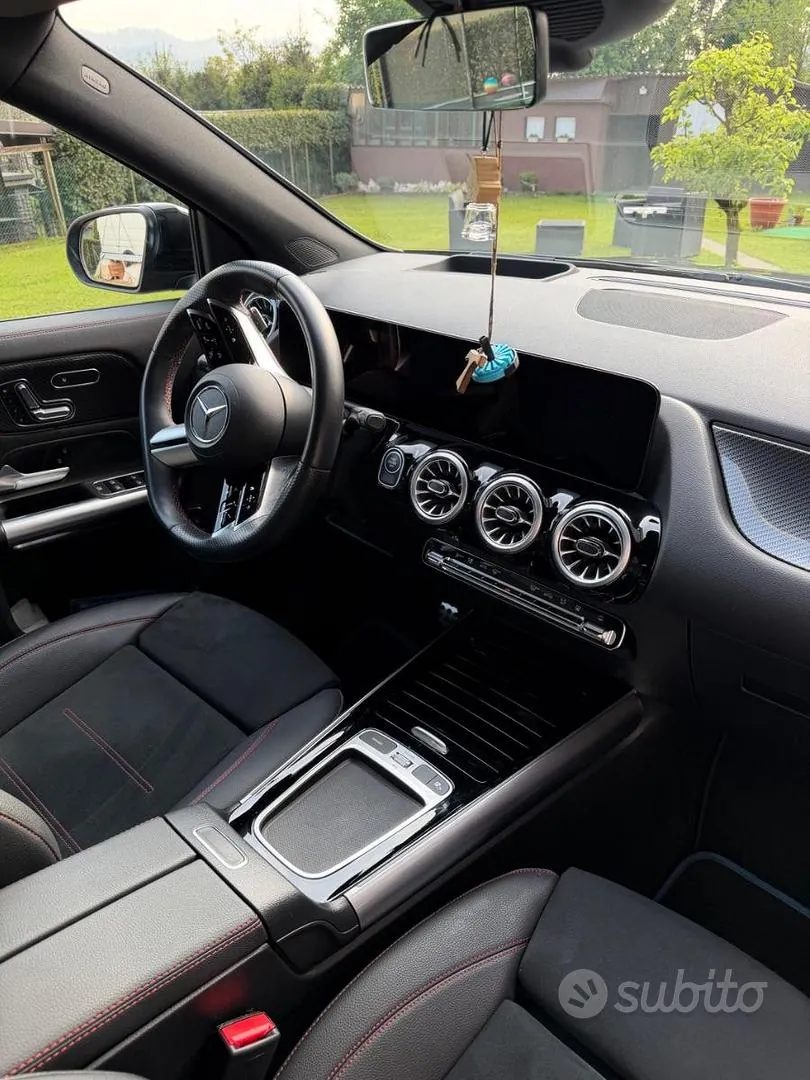 Mercedes-Benz Gla 2024 photo 4