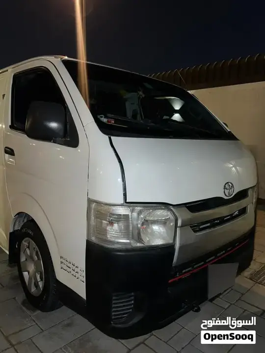 Toyota Hiace 2016 photo 3
