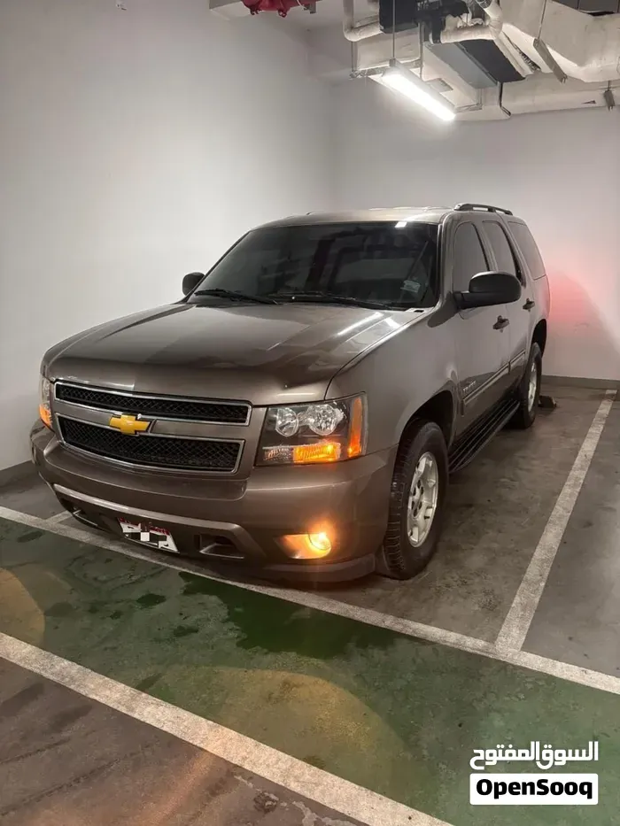 Chevrolet Tahoe 2014 photo 2
