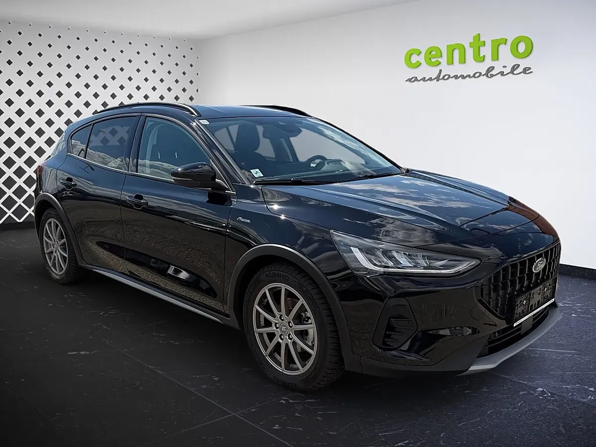 Ford Focus 2025 photo 3