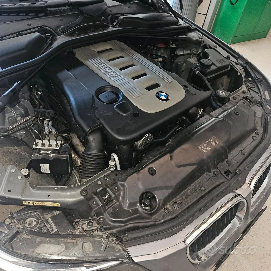 BMW 5 Series 2005 photo 5